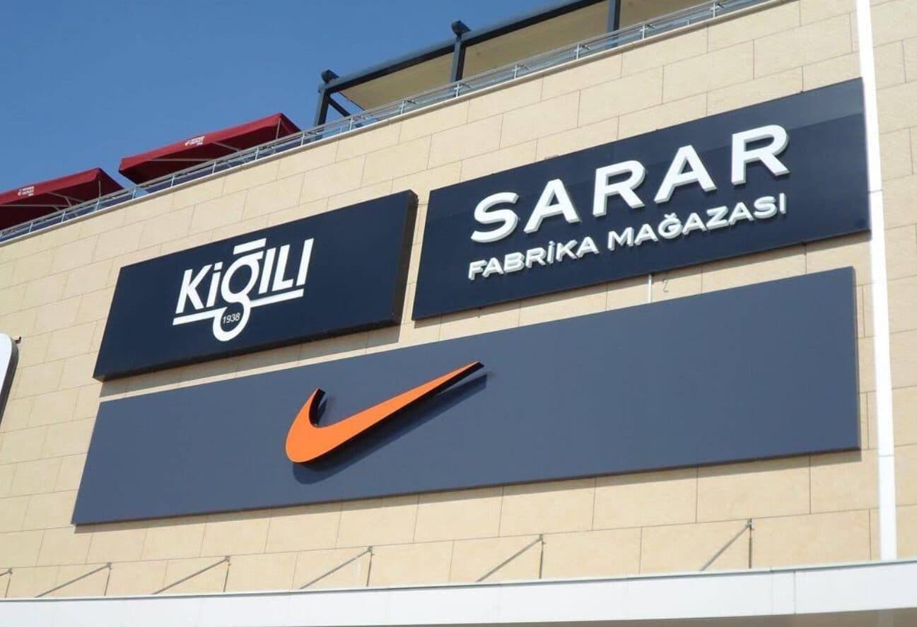 Kiğılı · Sarar · Nike — Cephe Kutu Harf + Logo — Adana